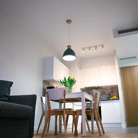 Apartment Apartament Przy Arsenale Z Miejscem Parkingowym *