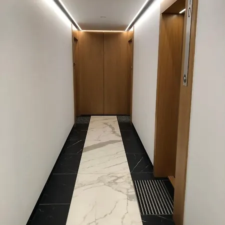 Apartament Przy Arsenale Z Miejscem Parkingowym *